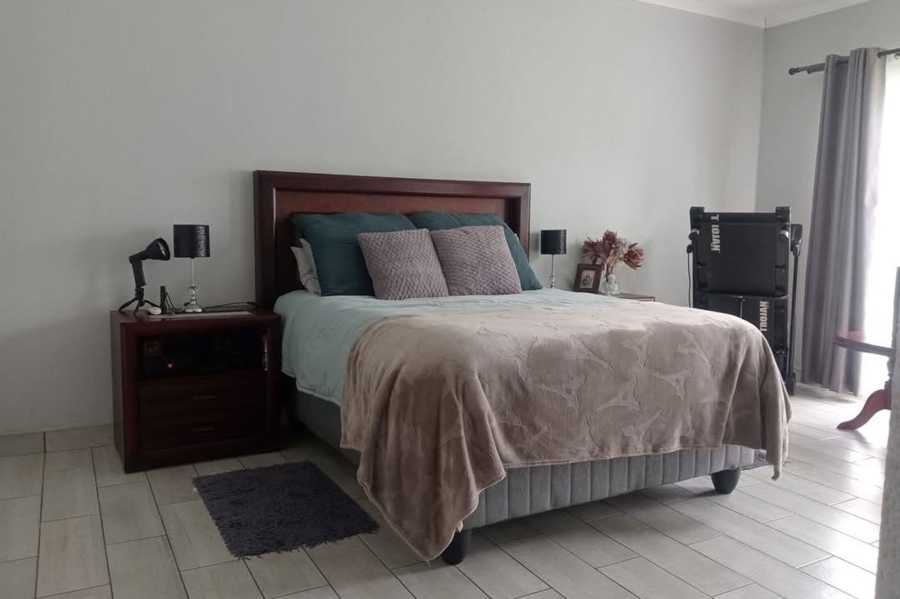 3 Bedroom Property for Sale in Orkney Park North West